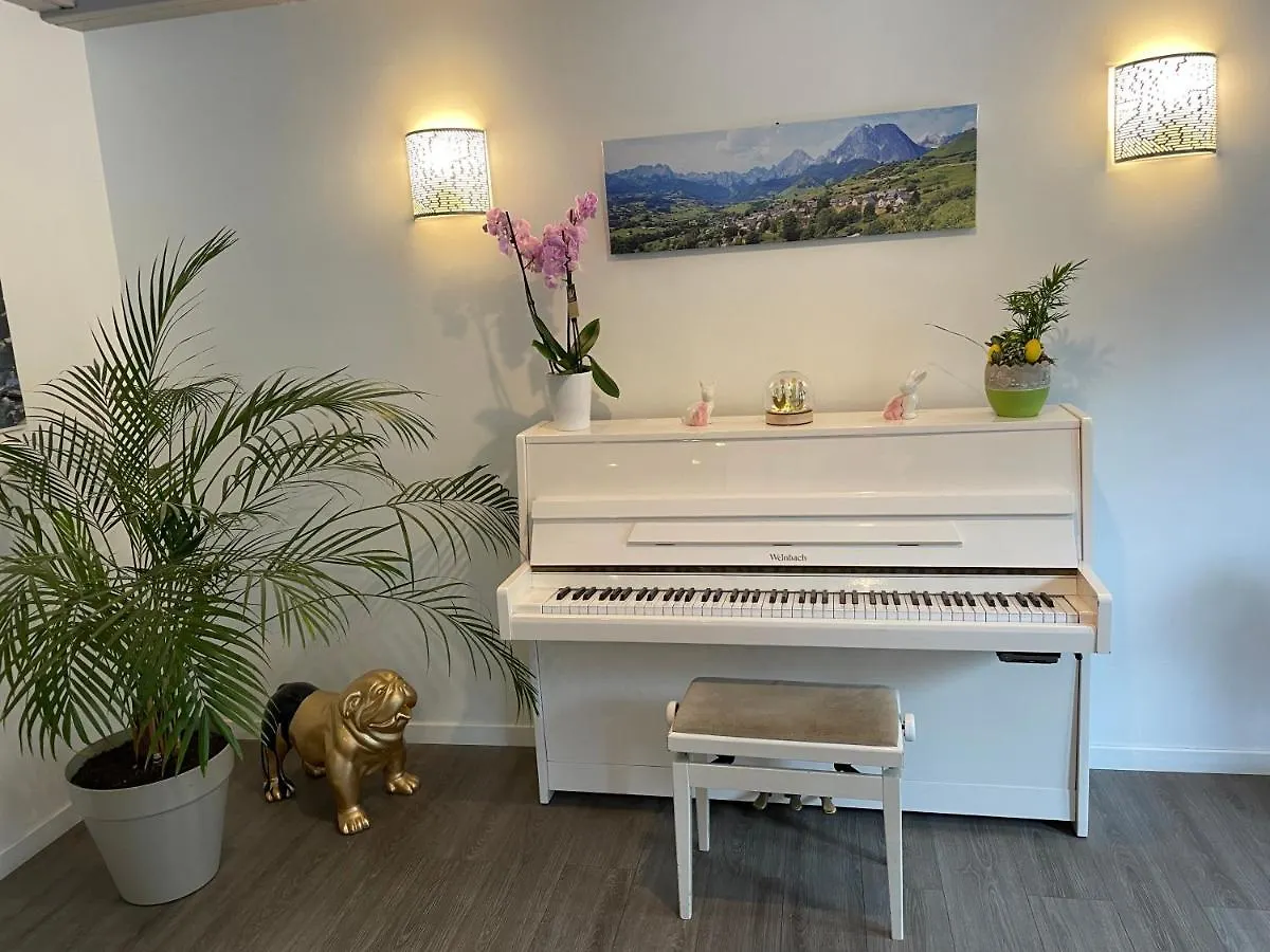 Hotel Saint Clair Лурд