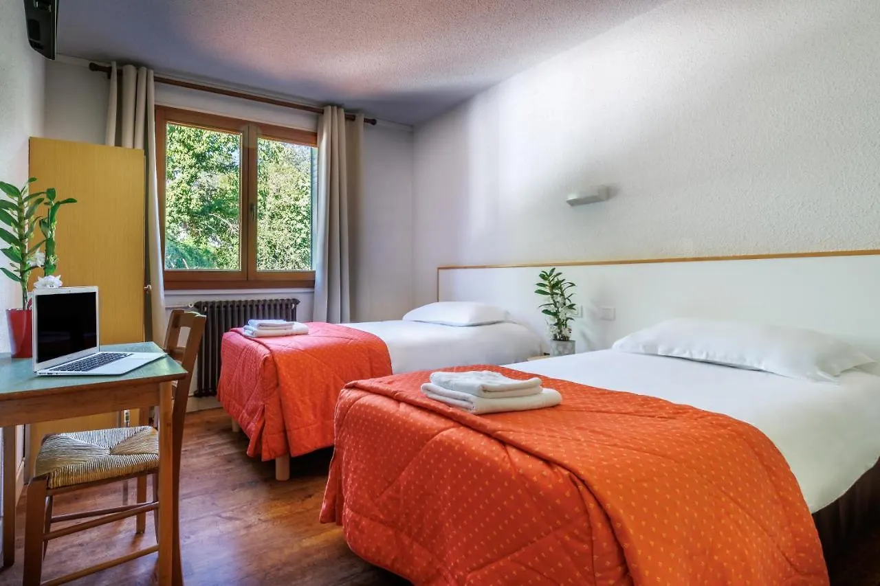 Hotel Saint Clair 루르드 2*,